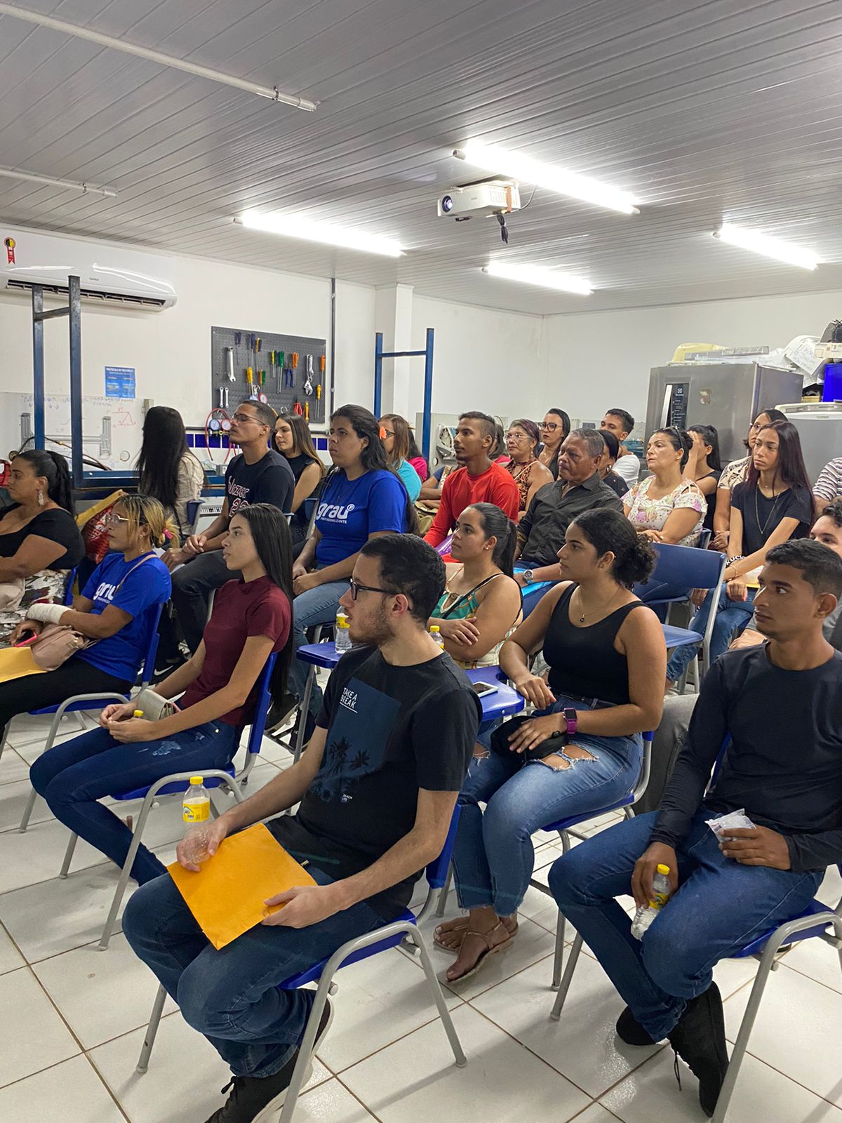  Paulista recebe mutirão com 300 vagas de empregos e serviços gratuitos para população da região