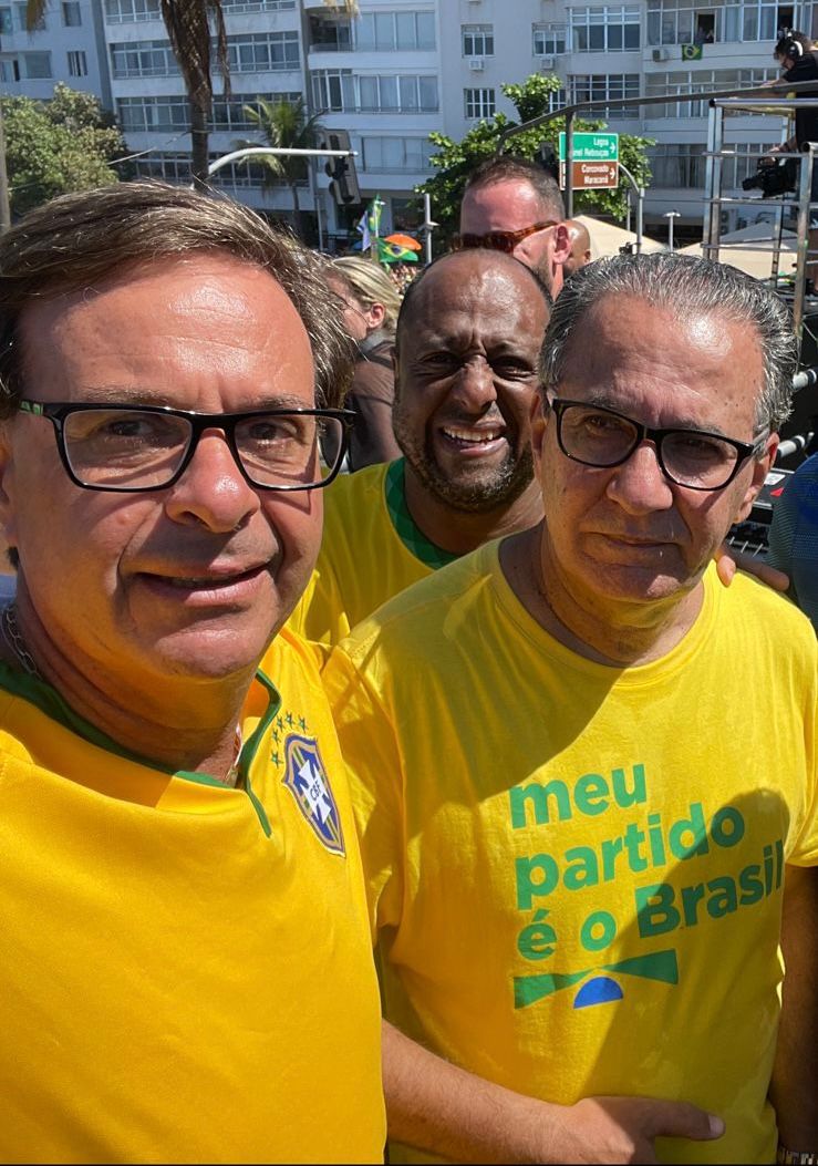  Gilson Machado empolga multidão em manifestação de Bolsonaro em Copacabana