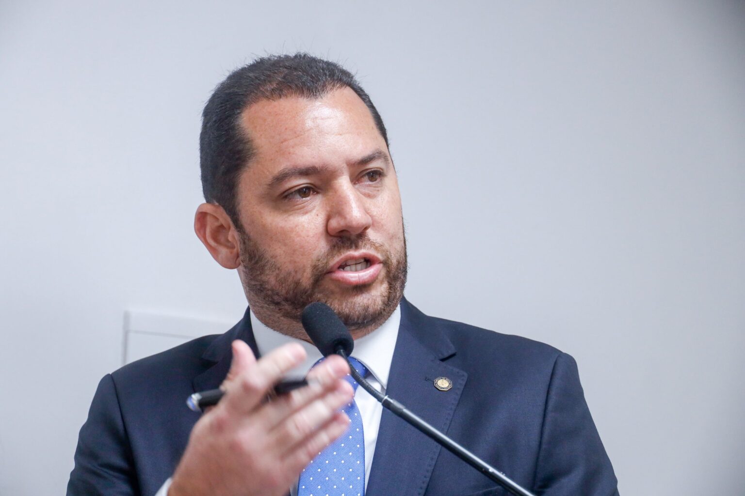  Presidente da Câmara do Recife destaca necessidade de soluções efetivas para violência em dias de jogos de futebol em Pernambuco