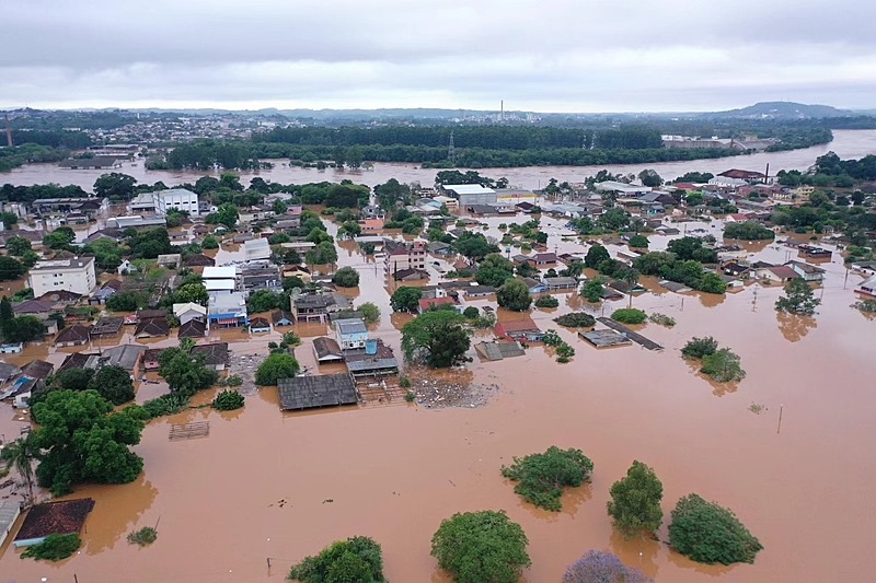  Comunidade Obra de Maria Lança Campanha Urgente para Levar Água aos Desabrigados no Rio Grande do Sul