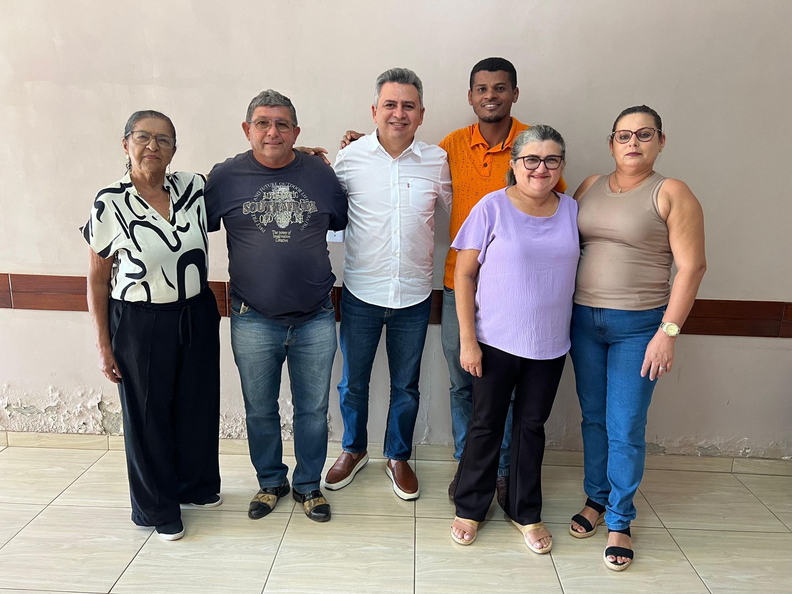  Doriel Barros percorre o Sertão pernambucano com visitas a cinco municípios