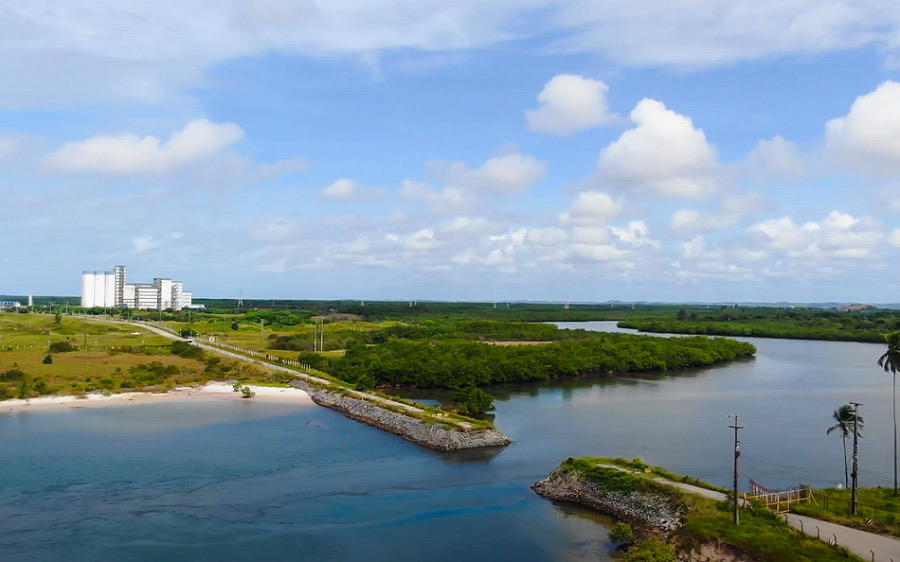 Suape inicia remoção de acesso provisório ao Estaleiro Atlântico Sul sobre o Rio Tatuoca
