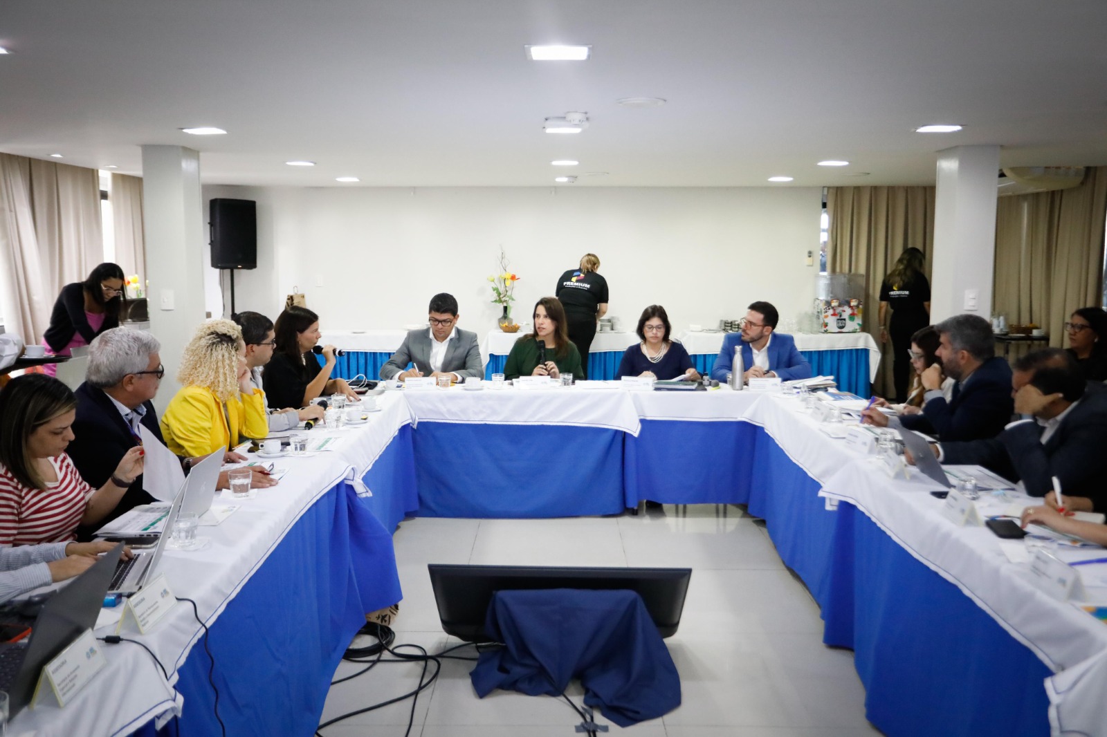  Governadora Raquel Lyra comanda reunião de acompanhamento dos projetos estratégicos de Pernambuco
