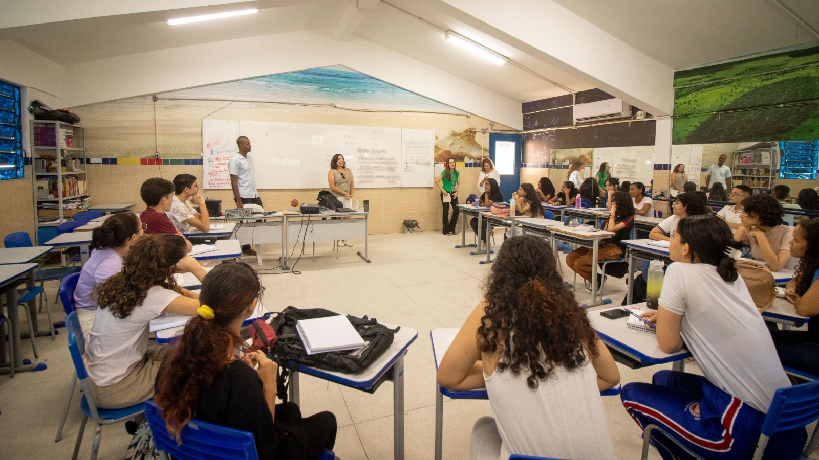  Governo de Pernambuco Abre Licitação para Envio de 900 Estudantes ao Exterior pelo Programa Ganhe o Mundo