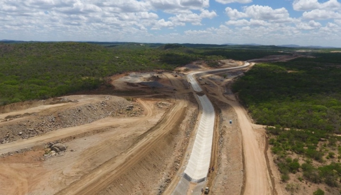  Continuidade da Operação do Ramal do Agreste Garantida: R$ 23 Milhões Beneficiarão 2,2 Milhões em Pernambuco O Ministério da Integração e do Desenvolvimento Regional assegura investimento para manter o funcionamento do sistema adutor que abrange 71 municípios pernambucanos.