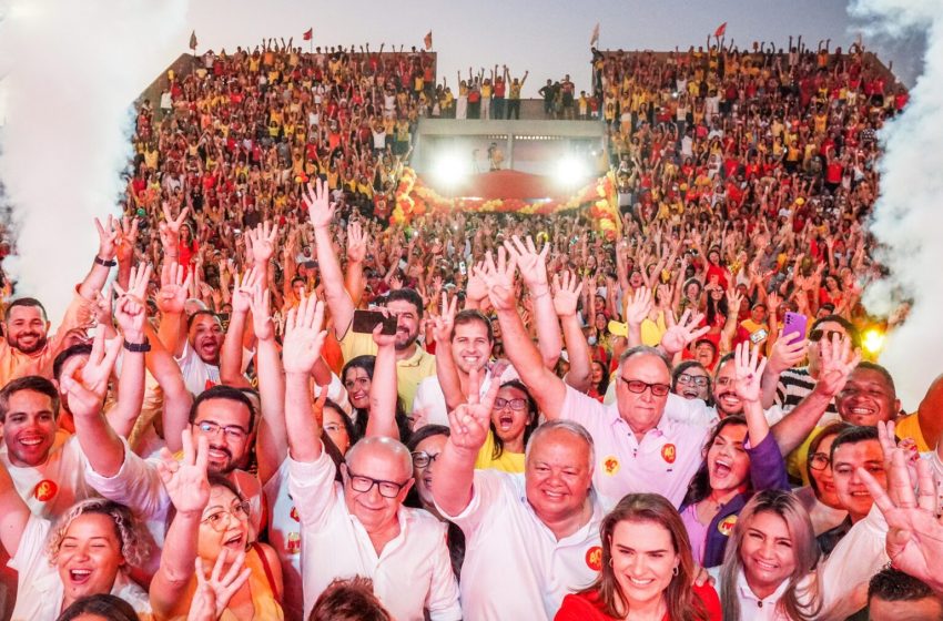  PSB de Salgueiro Lança Candidatura de Dr. Marcones Sá à Prefeitura com Grande Apoio Político Dr. Cacau será vice na chapa da Frente Popular, e o evento contou com a presença de figuras políticas importantes e apoio ao presidente Lula.