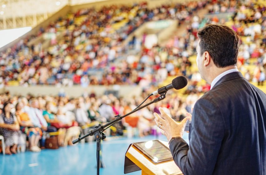  Congresso Mundial das Testemunhas de Jeová Traz Boas Notícias em Diversos Idiomas