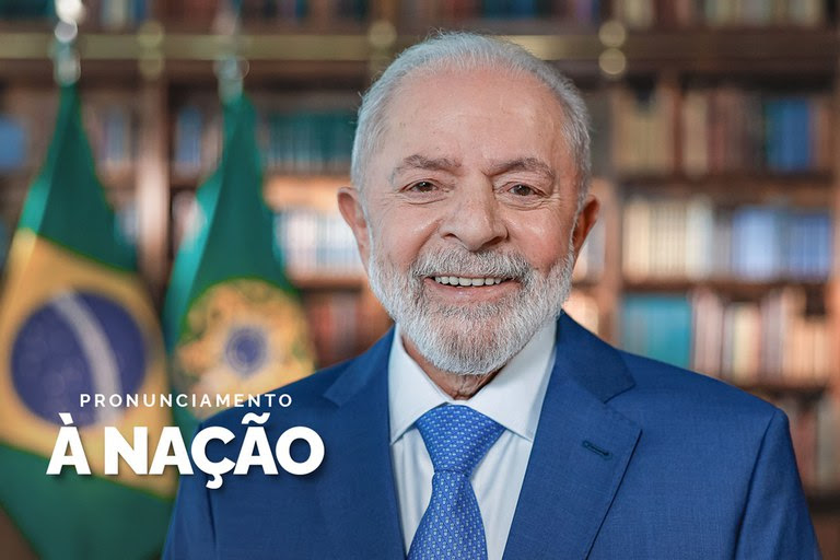  Lula Faz Balanço de 18 Meses de Gestão e Destaca Conquistas Econômicas e Sociais Presidente ressalta crescimento econômico, controle da inflação, criação de empregos e reinserção do Brasil no cenário internacional.