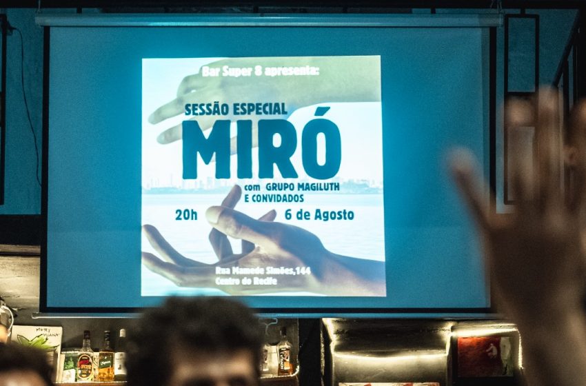  Bar Super 8, no Centro do Recife, reúne grande público para celebrar a vida de Miró Nesta terça-feira, 6 de agosto, dia do aniversário do poeta da Muribeca, vários artistas e admiradores da arte se encontraram, para uma noite histórica de ocupação da rua, numa homenagem a um dos maiores poetas contemporâneos do Brasil.