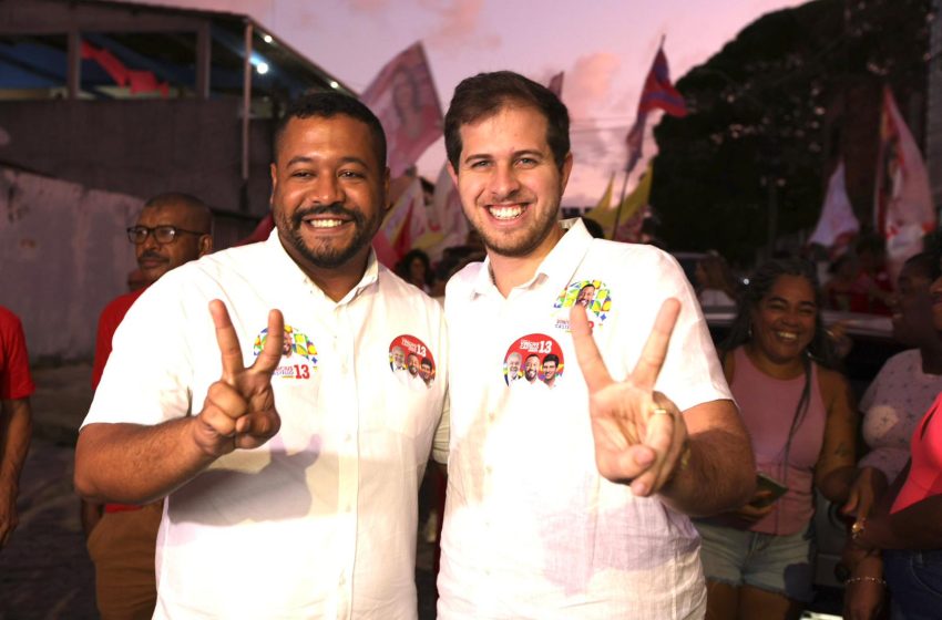  Caminhada de Vinicius Castello Arrasta Multidão e Reúne Lideranças em Olinda Evento marca o início da campanha de Vinicius Castello à Prefeitura de Olinda, com forte presença de políticos e líderes comunitários.