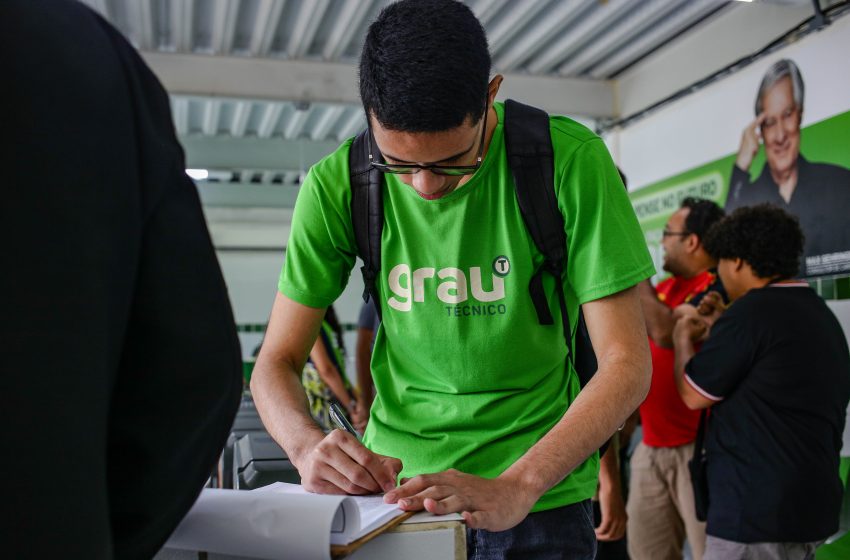  Conde da Boa Vista recebe Feira de Empregabilidade nesta quarta-feira (21)