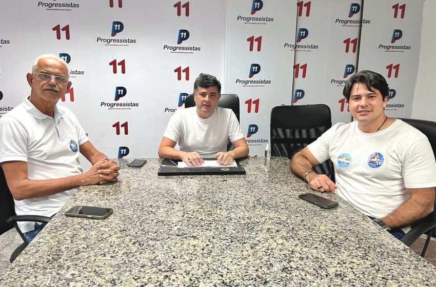  Eduardo da Fonte Consolida Crescimento do PP em Pernambuco com Reuniões Estratégicas em Camaragibe e Olinda Presidente estadual do PP, Eduardo da Fonte, alinha planejamento de campanha com candidatos Bosco Silva e Márcio Botelho, reforçando o avanço do partido no estado.