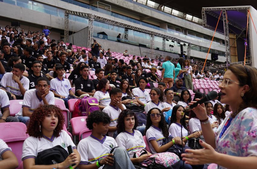  Pernambuco Será Sede da Space Week Nordeste 2025 Anúncio aconteceu durante a 1ª Maratona Aeroespacial, premiando jovens inovadores do ensino público.