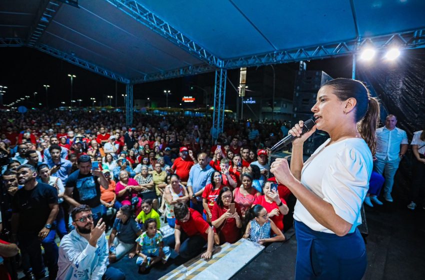  Governadora Raquel Lyra entrega Central de Feiras e nova fase do Ilumina PE em Santa Cruz do Capibaribe Investimento de R$ 5,9 milhões e troca de 1.070 lâmpadas de LED impulsionam desenvolvimento regional no Agreste.