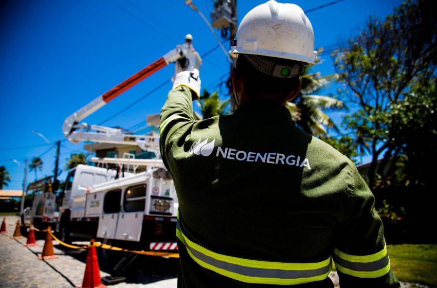  Falha em subestação da Chesf provoca falta de energia no Recife, Olinda e Paulista Bairros como Graças, Campo Grande e Santo Amaro foram afetados, além de localidades em Olinda e Paulista.