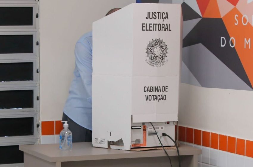  Resultados das eleições municipais em Pernambuco: Prefeitos eleitos e reeleitos Com mais de 7 milhões de eleitores aptos, confira a lista dos novos prefeitos em todos os municípios de Pernambuco.