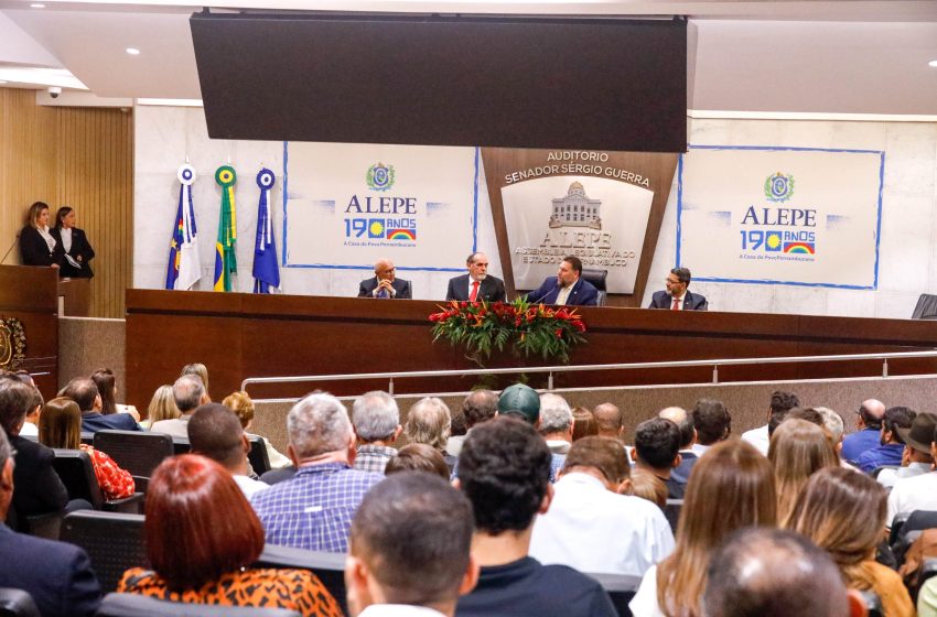 Alepe homenageia criadores do cavalo Mangalarga Marchador de Marcha Picada em Pernambuco Sessão solene reconhece importância da raça para a cultura, a economia e o turismo rural do estado.