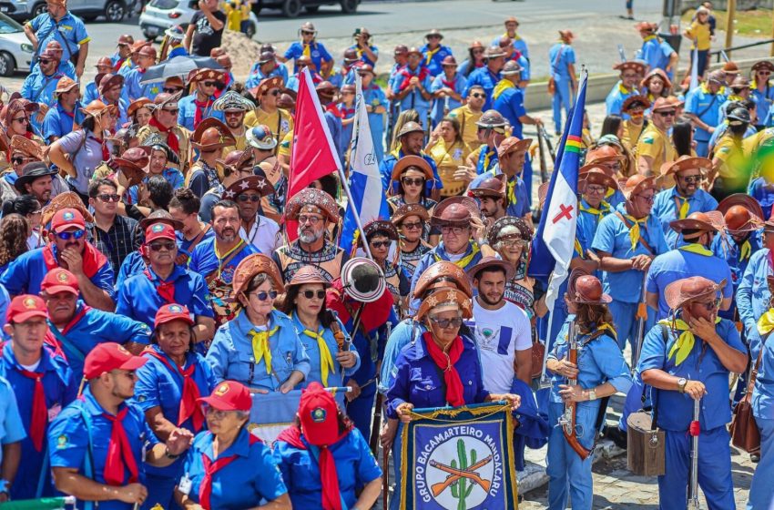 Gravatá realiza 1º Encontro de Bacamarteiros em homenagem a José Teixeira Evento reuniu mais de 40 grupos de várias cidades e estados, celebrando a tradição nordestina e fortalecendo o patrimônio cultural imaterial.