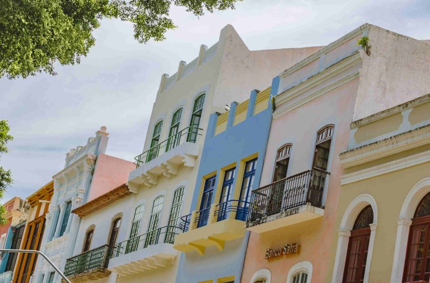  Dia Internacional dos Museus reforça o papel dos equipamentos culturais como espaços de memória, educação e identidade Comemorado em 18 de maio, a data chama atenção para a importância dos museus na preservação do patrimônio, formação cidadã e desenvolvimento social. Recife reúne 61 instituições museológicas, segundo plataforma estadual..