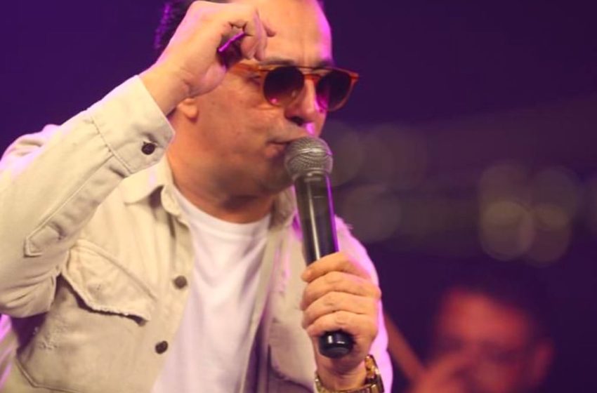 Marcelinho Freitas retorna ao Recife com show nostálgico que celebra o pagode romântico Ex-vocalista do grupo Sem Compromisso se apresenta no NB Society Club, na Zona Norte do Recife, no dia 31 de maio, com sucessos que marcaram os anos 1990.