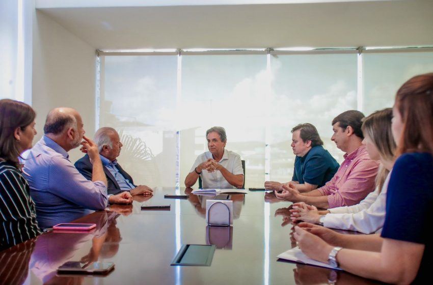Parceria entre Prefeitura de Ipojuca e Sebrae-PE leva capacitação gratuita a empreendedores locais Convênio vai garantir cursos, consultorias e serviços permanentes da Casa do Empreendedor nos bairros e distritos do município.