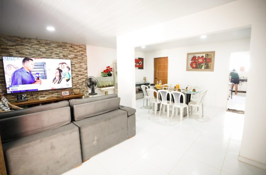 Governo de Pernambuco abre licitação para reformar 10 mil casas em nova etapa do Morar Bem PE Reforma no Lar chega ao interior com investimento ampliado; programa já beneficiou mais de 27 mil famílias em todo o Estado.