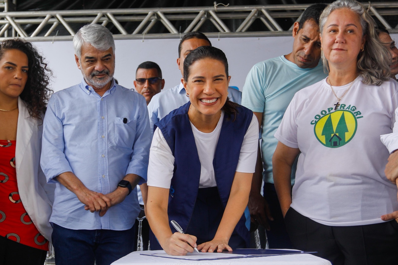 Governo de Pernambuco inicia construção de habitacional para famílias ...