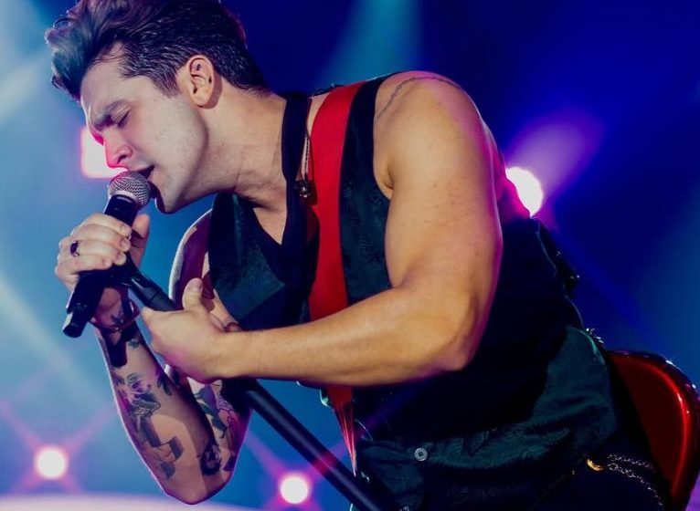  Recife recebe a turnê “Ao Vivo na Lua”, de Luan Santana