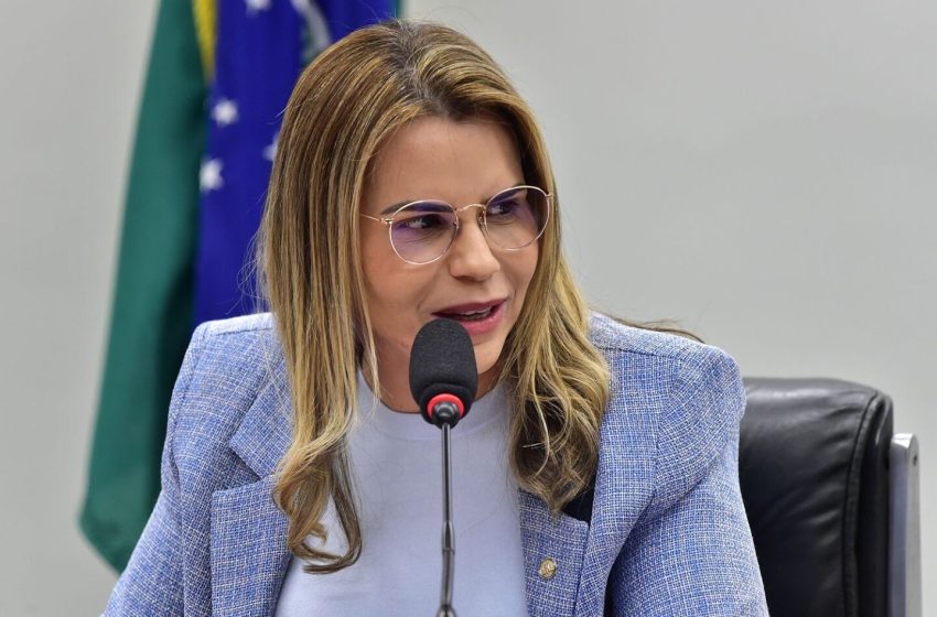  Câmara aprova projeto que estabelece prazo máximo de 60 dias para início do tratamento de pessoas com autismo PL de Clarissa Tércio prevê atendimento rápido para crianças e adolescentes com Transtorno do Espectro Autista, com justificativa obrigatória em caso de atraso.