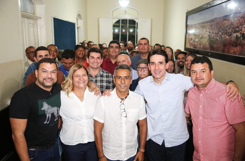 Silvio Costa Filho anuncia R$ 1,5 milhão em obras de infraestrutura para Pesqueira Ministro de Portos e Aeroportos também garantiu novos aportes em saúde e pavimentação; recursos serão executados via Codevasf.