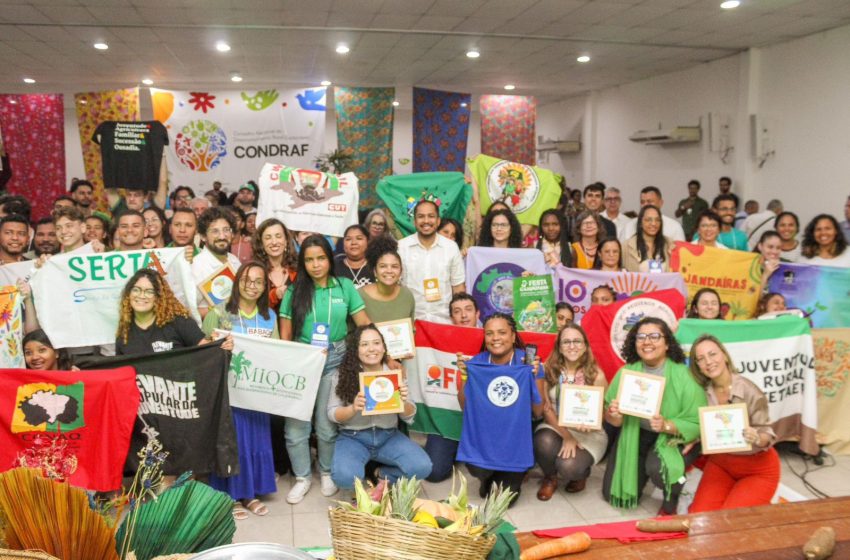 Juventude rural debate agroecologia e políticas públicas em conferência do MDA no Recife Etapa setorial da 3ª Conferência Nacional de Desenvolvimento Rural Sustentável e Solidário reúne mais de 150 jovens em Pernambuco e elege representantes para a fase nacional.