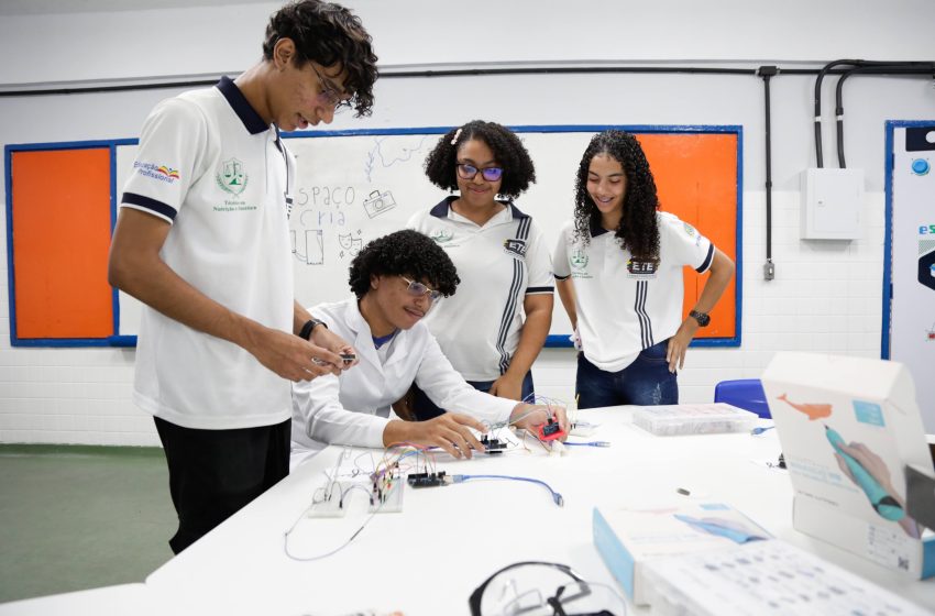 Governo de Pernambuco lança série de editais para impulsionar ciência, inovação e inclusão no estado As chamadas públicas fazem parte do programa Inova.PE, que prevê um investimento de mais de R$ 1 bilhão para fomento em todas as regiões pernambucanas.