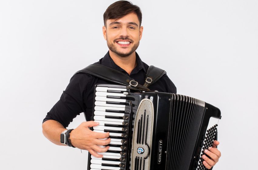 São João do Lindu encerra ciclo junino do Recife com dois dias de festa gratuita na Zona Sul Evento acontece nos dias 28 e 29 de junho, no Parque Dona Lindu, com shows de Maciel Melo, Dudu do Acordeon, Laís Senna, Victor Ferrari, quadrilhas juninas, feira gastronômica e atrações para crianças.