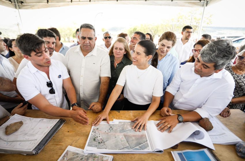 Raquel Lyra entrega 25 ruas requalificadas e vistoria obras da PE-540 em Moreilândia Governadora cumpre agenda no Sertão do Araripe com ações de infraestrutura urbana e rodoviária; cidade também será contemplada com uma creche estadual.