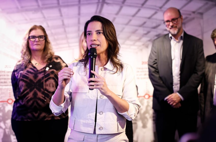  Raquel Lyra celebra 60 anos do Lafepe com inauguração de memorial no Recife Governadora anuncia investimento recorde de R$ 259 milhões em convênio com o Ministério da Saúde para modernizar laboratório público.