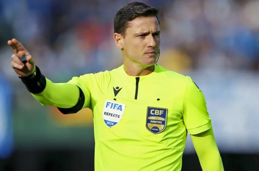 Árbitro brasileiro aciona protocolo antirracista da Fifa em jogo do Real Madrid no Mundial Ramon Abatti fez gesto de ‘X’ após ser informado por colegas sobre possível injúria racial contra o zagueiro Rudiger, do time espanhol.