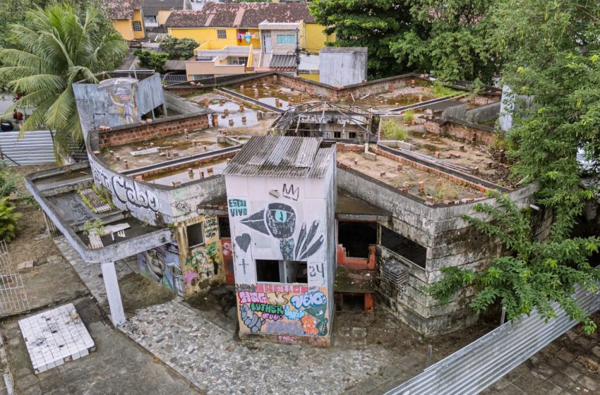 Cabo de Santo Agostinho terá nova base da ROMU na antiga sede do 18º BPM Imóvel abandonado há quatro anos será transformado em núcleo estratégico da Guarda Municipal com patrulhamento tático e canil; medida busca conter onda de violência na cidade.