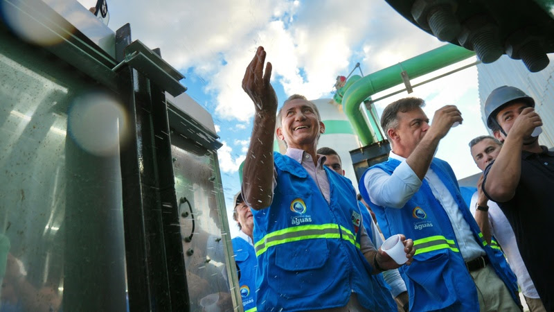 Tecnologia e investimento garantem abastecimento de água tratada a nove cidades no sertão central do Ceará Projeto Malha d’Água revitaliza sistema adutor de Banabuiú e amplia segurança hídrica com infraestrutura moderna e investimento de R$ 12 bilhões até 2041.