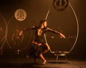  “Carvão”: Cia. Sansacroma leva coreografia-manifesto sobre amor negro a Piracicaba Espetáculo será apresentado nos dias 9 e 10 de agosto, com entrada gratuita, e propõe o amor como ato radical de resistência, inspirado em bell hooks e atravessado por memória, ancestralidade e cura.