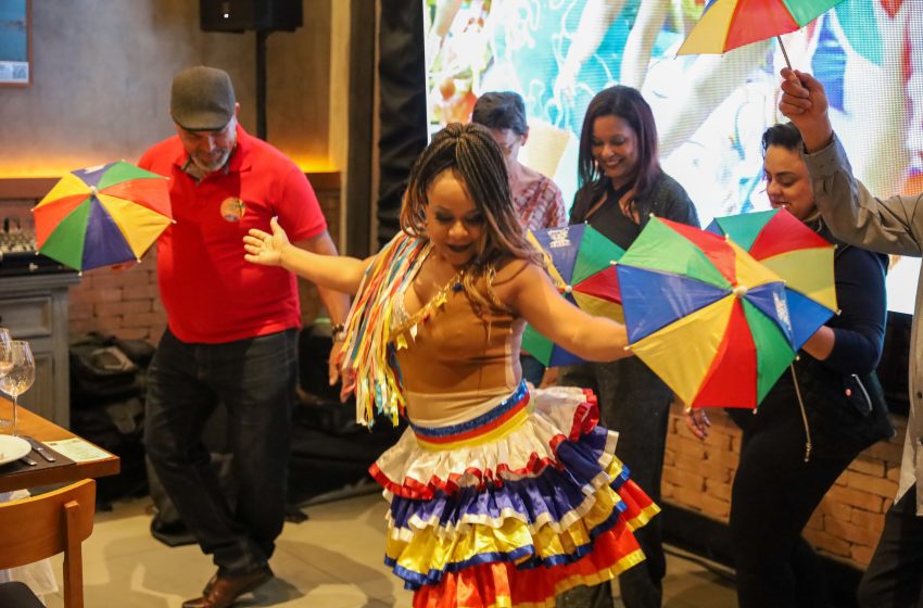  Roadshow “Recife é para ficar” promove a capital pernambucana no Sul, Sudeste e Centro-Oeste Evento itinerante capacita agentes de turismo e impulsiona negócios para ampliar o fluxo de visitantes à cidade até outubro de 2025.