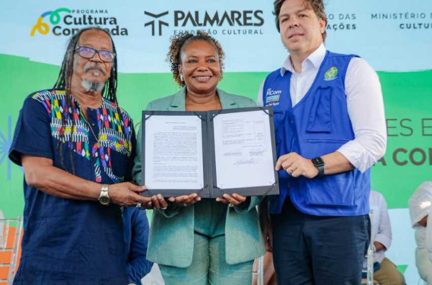 Ministros das Comunicações e da Cultura lançam programa para promover transformação digital em territórios culturais e tradicionais Evento ocorreu em Salvador, na última sexta-feira (8), quando foi assinado Acordo de Cooperação Técnica entre as duas pastas.