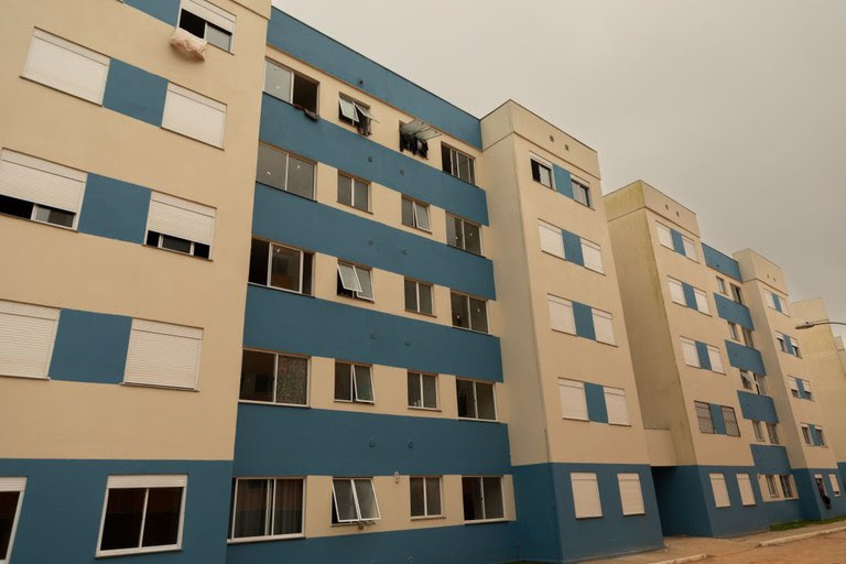  Minha Casa, Minha Vida – Entidades abre seleção para contratação de 21,2 mil novas moradias Portaria do Ministério das Cidades regulamenta participação de entidades sem fins lucrativos em projetos habitacionais; 40% das unidades serão construídas em imóveis da União pelo programa Imóvel da Gente.
