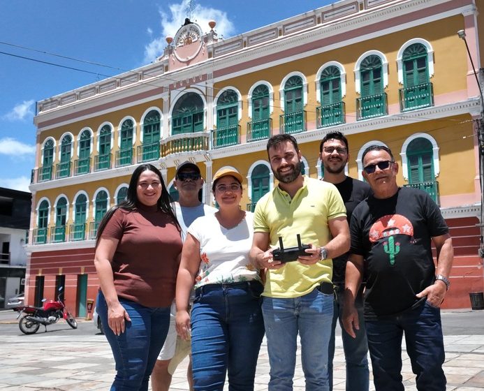  Fundarpe avança em Exame Técnico de Tombamento do Núcleo Histórico de Triunfo com ampla participação da comunidade Equipe realizou entrevistas, pesquisas em acervos, registros fotográficos e diálogos com moradores entre os dias 23 e 25 de setembro, fortalecendo o processo de preservação de um dos mais ricos patrimônios culturais do Sertão do Pajeú.