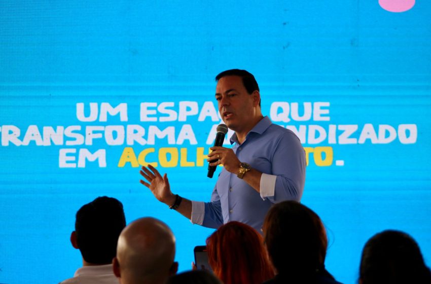  Prefeitura de Garanhuns inaugura 2ª Sala Azul para inclusão de estudantes com TEA Espaço na Escola Jaime Luna é planejado para acolher alunos neurodivergentes e contará com recursos pedagógicos, tecnologia e mobiliário adaptado; gestão municipal prevê mais cinco salas até o fim de 2025.