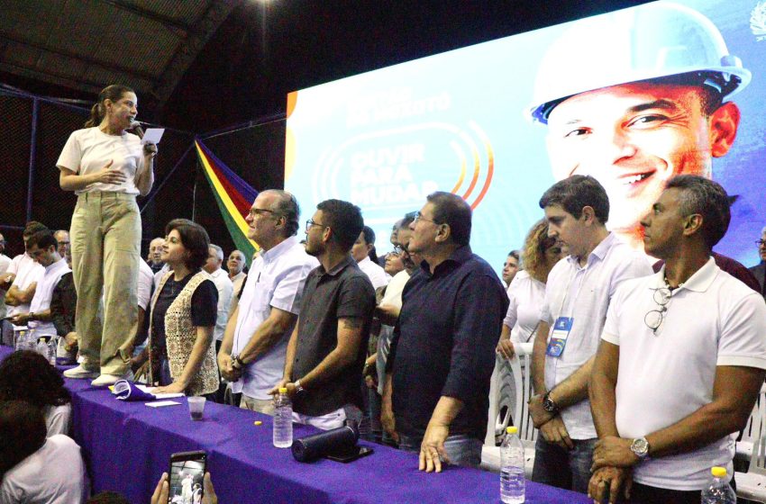  Junto com Duque e Cacique Marcos, Raquel Lyra autoriza licitação da construção do Complexo Turístico de Cimbres Pacote de investimentos inclui Escola Técnica Estadual de Pesqueira, obras de infraestrutura e requalificação de 110 escolas no Sertão do Moxotó.
