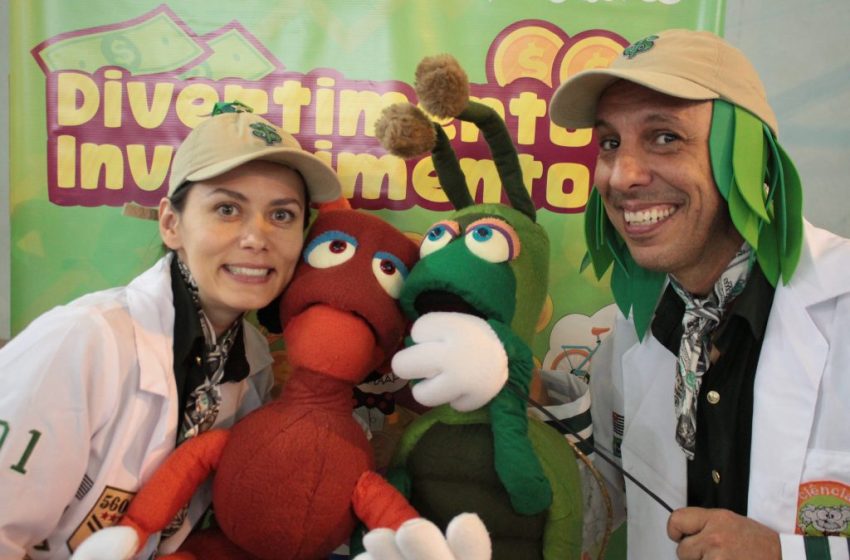  Peça teatral gratuita “Divertimento com Investimentos” leva educação financeira a crianças em Recife Espetáculo interativo utiliza humor, música e participação do público para ensinar consumo consciente, poupança e planejamento financeiro em escolas públicas do Recife.