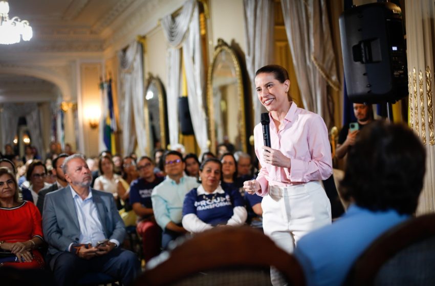  Governadora Raquel Lyra lança Residência Docente com mais de mil bolsas para licenciandos em Pernambuco Com investimento de R$ 8 milhões, programa vai aproximar futuros professores da sala de aula, incentivar práticas inovadoras e valorizar a formação docente na rede pública estadual.