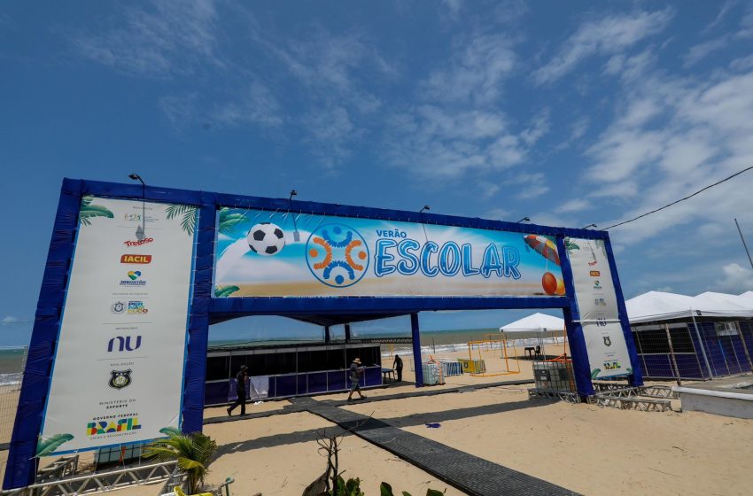  Arena Verão Pernambuco transforma praia de Piedade em espaço de esporte, lazer e inclusão Primeira edição do projeto do Governo do Estado começa no próximo fim de semana e segue até 12 de outubro, com atividades gratuitas para toda a população e ações integradas de várias secretarias.