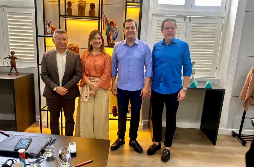  São João ganha CEASA regional com apoio do Governo de Pernambuco e deputados Com articulação do deputado Dannilo Godoy e apoio do Governo de Pernambuco, São João terá Central de Abastecimento para fortalecer a agricultura e impulsionar a economia do Agreste.