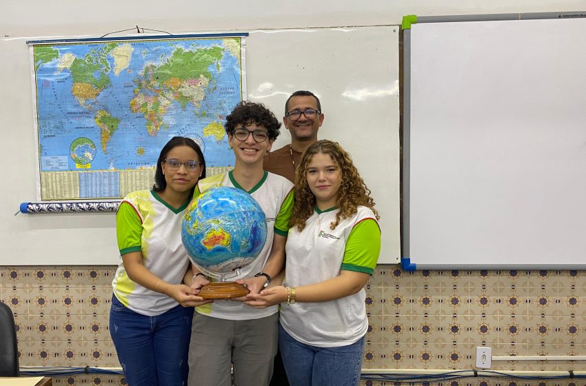  Alunos do IFPE conquistam ouro na Olimpíada Brasileira de Geografia e avançam para final nacional em Campinas Equipe do curso de Eletrotécnica do Campus Recife ficou entre as melhores do país após superar mais de 100 mil estudantes; final acontece em novembro na Unicamp.